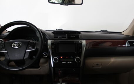 Toyota Camry, 2013 год, 1 799 000 рублей, 14 фотография