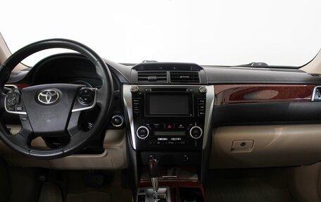 Toyota Camry, 2013 год, 1 799 000 рублей, 15 фотография