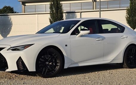 Lexus IS III, 2022 год, 3 570 000 рублей, 3 фотография