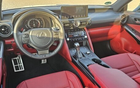 Lexus IS III, 2022 год, 3 570 000 рублей, 8 фотография