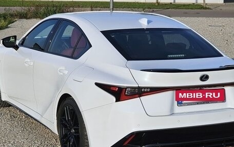 Lexus IS III, 2022 год, 3 570 000 рублей, 4 фотография