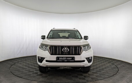 Toyota Land Cruiser Prado 150 рестайлинг 2, 2021 год, 6 400 000 рублей, 2 фотография