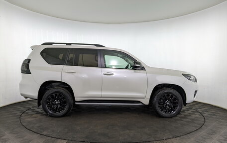 Toyota Land Cruiser Prado 150 рестайлинг 2, 2021 год, 6 400 000 рублей, 4 фотография