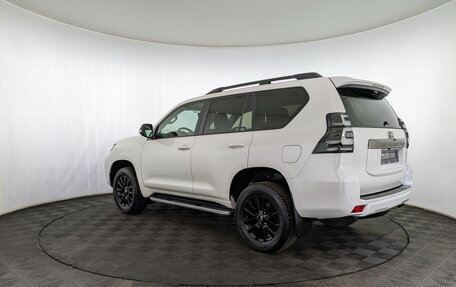 Toyota Land Cruiser Prado 150 рестайлинг 2, 2021 год, 6 400 000 рублей, 7 фотография
