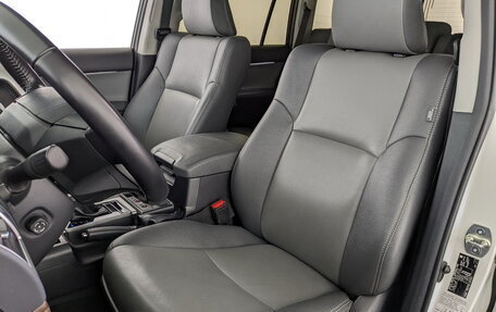 Toyota Land Cruiser Prado 150 рестайлинг 2, 2021 год, 6 400 000 рублей, 21 фотография