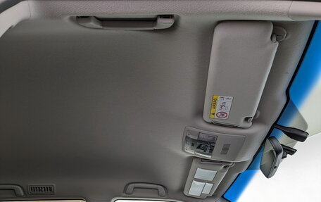 Toyota Land Cruiser Prado 150 рестайлинг 2, 2021 год, 6 400 000 рублей, 23 фотография