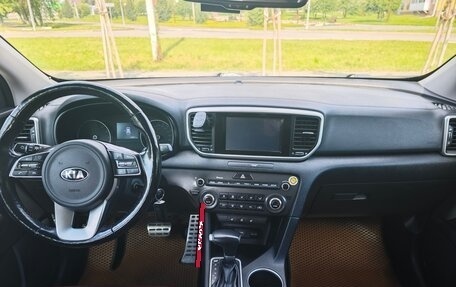 KIA Sportage IV рестайлинг, 2018 год, 1 900 000 рублей, 8 фотография