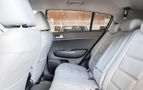 KIA Sportage IV рестайлинг, 2020 год, 2 149 000 рублей, 15 фотография