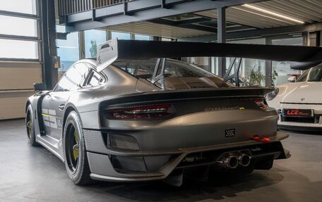 Porsche 911 GT2 991, 2019 год, 149 990 000 рублей, 12 фотография