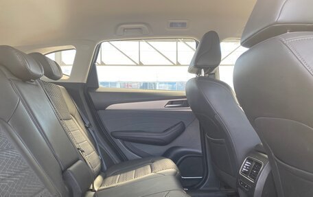 Haval F7 I, 2023 год, 2 050 000 рублей, 24 фотография