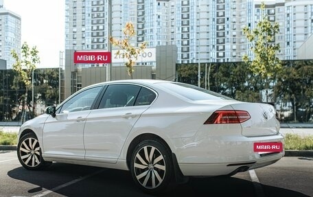Volkswagen Passat B8 рестайлинг, 2019 год, 2 990 000 рублей, 2 фотография