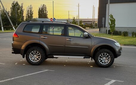 Mitsubishi Pajero Sport II рестайлинг, 2012 год, 1 540 000 рублей, 3 фотография
