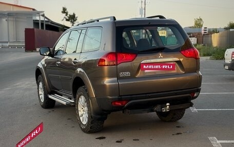 Mitsubishi Pajero Sport II рестайлинг, 2012 год, 1 540 000 рублей, 5 фотография