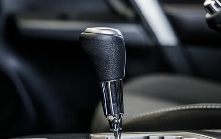 Toyota RAV4, 2018 год, 2 498 000 рублей, 29 фотография