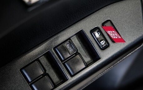 Toyota RAV4, 2018 год, 2 498 000 рублей, 34 фотография