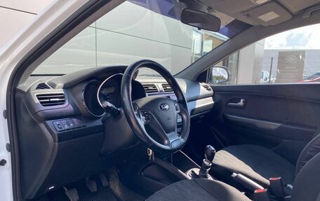 KIA Rio III рестайлинг, 2015 год, 849 000 рублей, 20 фотография