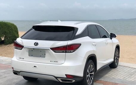 Lexus RX IV рестайлинг, 2022 год, 4 150 000 рублей, 4 фотография