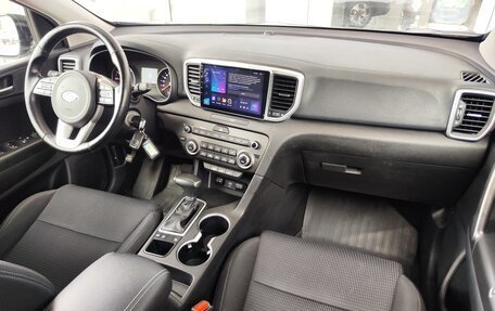KIA Sportage IV рестайлинг, 2019 год, 2 100 000 рублей, 5 фотография