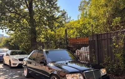 Mercedes-Benz E-Класс, 1994 год, 495 000 рублей, 1 фотография