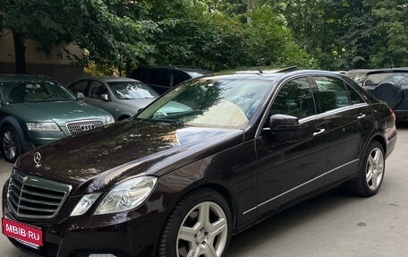 Mercedes-Benz E-Класс, 2009 год, 1 350 000 рублей, 1 фотография