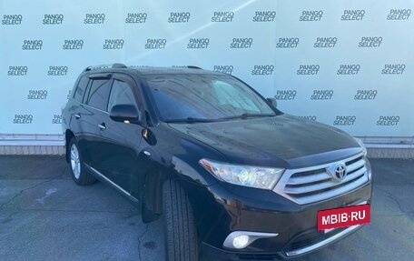 Toyota Highlander III, 2011 год, 1 590 000 рублей, 3 фотография