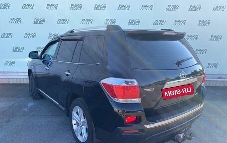 Toyota Highlander III, 2011 год, 1 590 000 рублей, 6 фотография