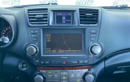 Toyota Highlander III, 2011 год, 1 590 000 рублей, 13 фотография