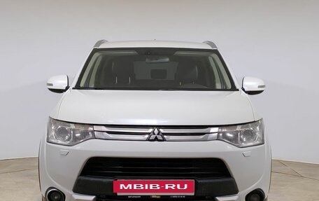 Mitsubishi Outlander III рестайлинг 3, 2014 год, 1 280 000 рублей, 2 фотография
