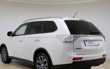 Mitsubishi Outlander III рестайлинг 3, 2014 год, 1 280 000 рублей, 7 фотография
