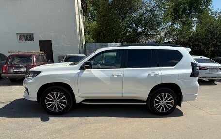 Toyota Land Cruiser Prado 150 рестайлинг 2, 2021 год, 8 500 000 рублей, 2 фотография