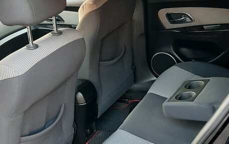 Chevrolet Cruze II, 2009 год, 650 000 рублей, 2 фотография