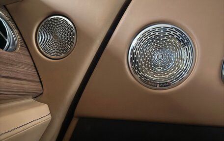 Rolls-Royce Wraith, 2017 год, 25 000 000 рублей, 19 фотография