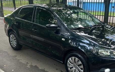 Volkswagen Polo VI (EU Market), 2013 год, 720 000 рублей, 3 фотография