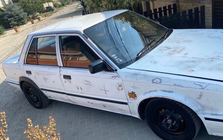 Nissan Bluebird VIII, 1986 год, 90 000 рублей, 4 фотография