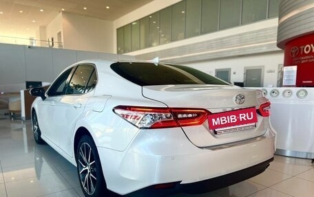 Toyota Camry, 2024 год, 5 650 000 рублей, 3 фотография