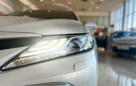 Toyota Camry, 2024 год, 5 650 000 рублей, 9 фотография