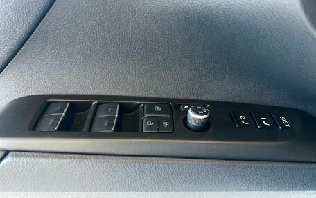 Toyota Camry, 2024 год, 5 650 000 рублей, 18 фотография