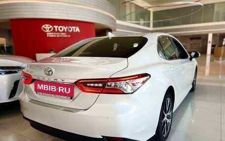 Toyota Camry, 2024 год, 5 650 000 рублей, 5 фотография