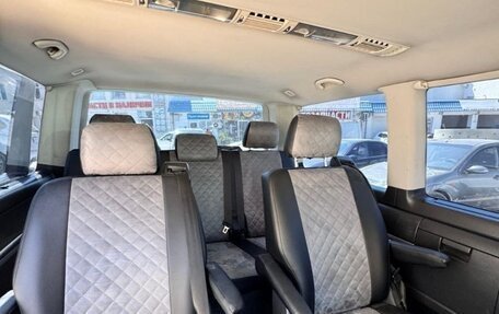 Volkswagen Multivan T5, 2012 год, 1 700 000 рублей, 4 фотография