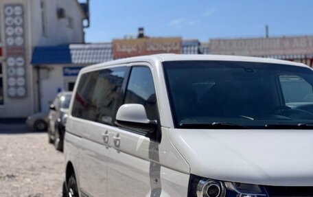 Volkswagen Multivan T5, 2012 год, 1 700 000 рублей, 6 фотография