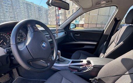 BMW 3 серия, 2005 год, 890 000 рублей, 12 фотография