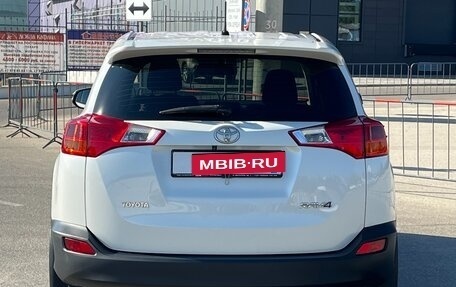 Toyota RAV4, 2015 год, 2 197 000 рублей, 20 фотография