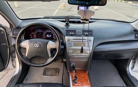 Toyota Camry, 2011 год, 1 300 000 рублей, 9 фотография