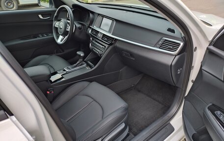 KIA Optima IV, 2018 год, 2 520 000 рублей, 12 фотография
