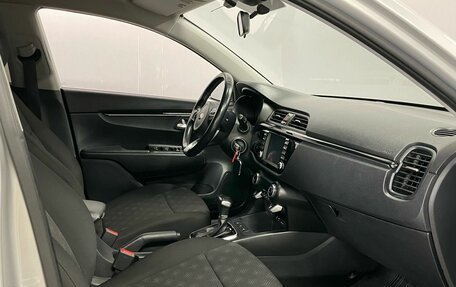 KIA Rio IV, 2018 год, 1 350 000 рублей, 9 фотография