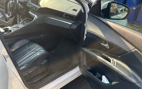 Peugeot 3008 II, 2018 год, 1 690 000 рублей, 18 фотография