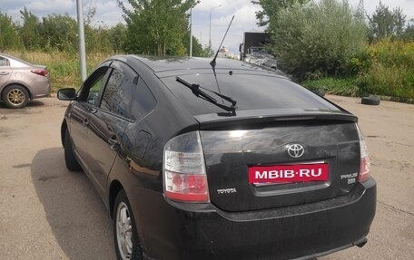 Toyota Prius, 2006 год, 590 000 рублей, 3 фотография