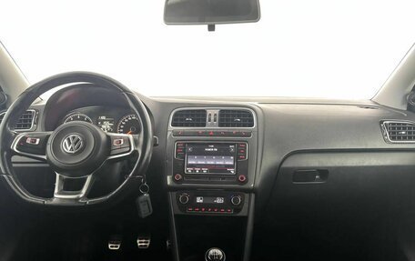 Volkswagen Polo VI (EU Market), 2018 год, 919 000 рублей, 17 фотография