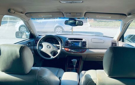 Toyota Camry V40, 2002 год, 680 000 рублей, 1 фотография