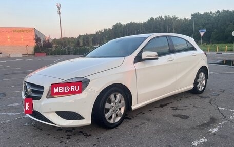 Mercedes-Benz A-Класс, 2013 год, 1 320 000 рублей, 2 фотография